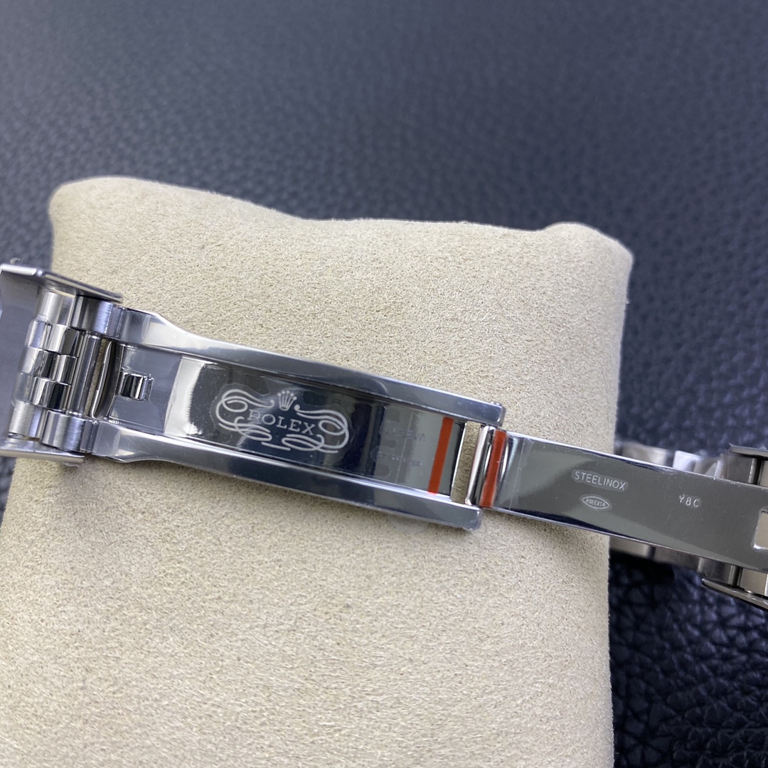 Rolex GMT-Master II 126710 BLRO Pepsi Clean Factory 1:1 Red/Blue Ceramic Bezel Black Dial 904L Steel on Jubilee Bracelet SA3285 Movement CHS - Image 8