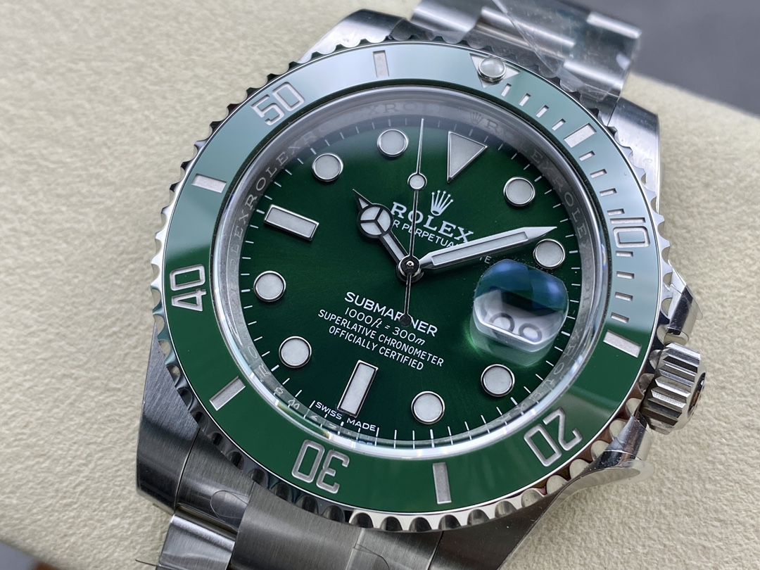 Rolex Submariner 116610LV Hulk Green Dial Green Ceramic Bezel Clean Factory 1:1 Best Edition 904L SS Case and Bracelet S3135 - Image 3