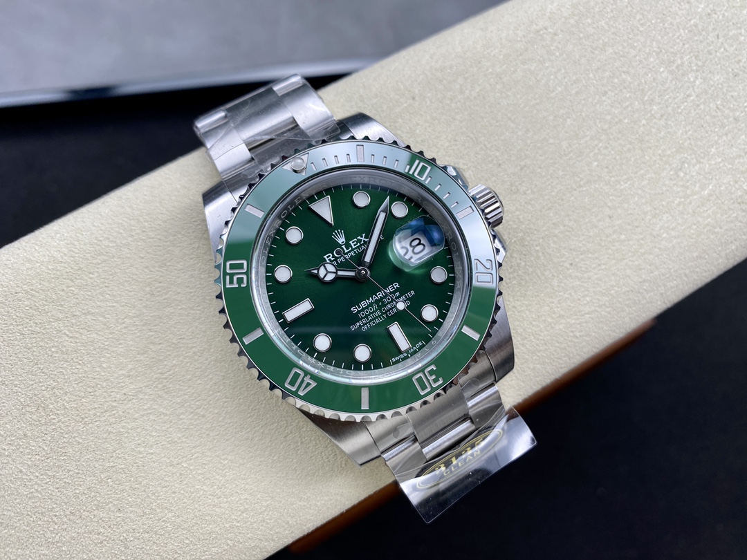 Rolex Submariner 116610LV Hulk Green Dial Green Ceramic Bezel Clean Factory 1:1 Best Edition 904L SS Case and Bracelet S3135 - Image 4