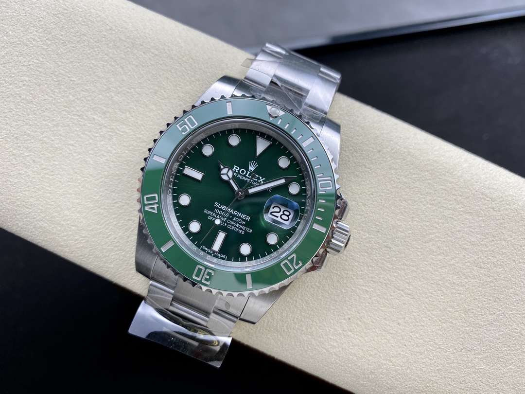 Rolex Submariner 116610LV Hulk Green Dial Green Ceramic Bezel Clean Factory 1:1 Best Edition 904L SS Case and Bracelet S3135 - Image 5