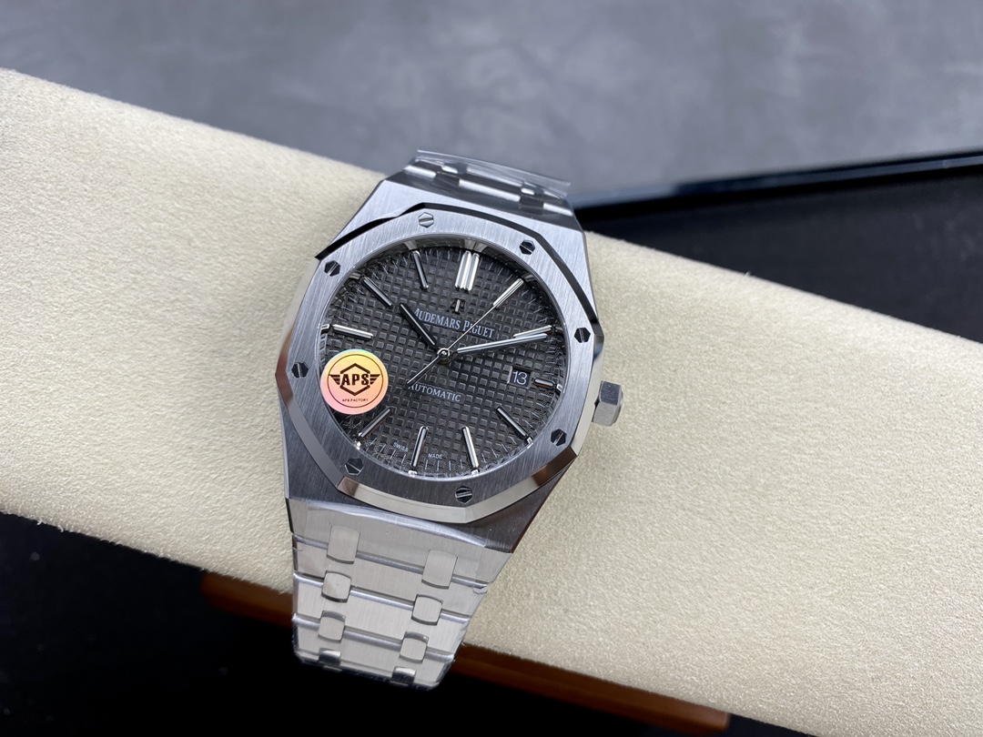 Royal Oak 15400 0045