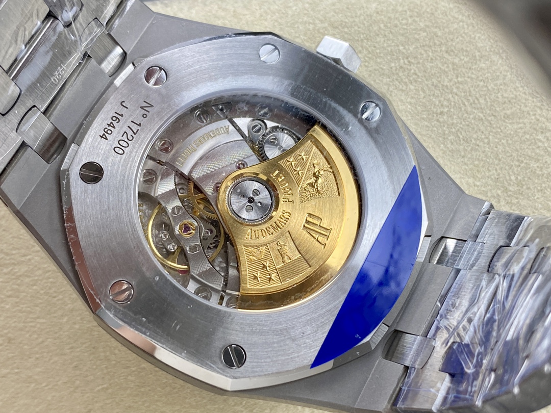 Royal Oak 15400 0048
