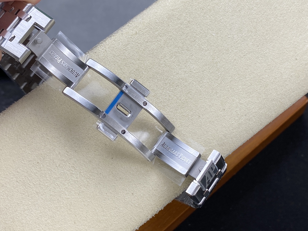 Royal Oak 41mm 15510 APS Factory Blue Dial 4302 Movement - Image 8