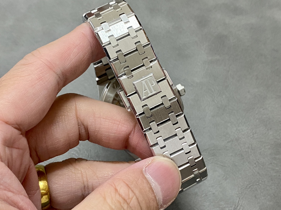 Royal Oak 15510 0038