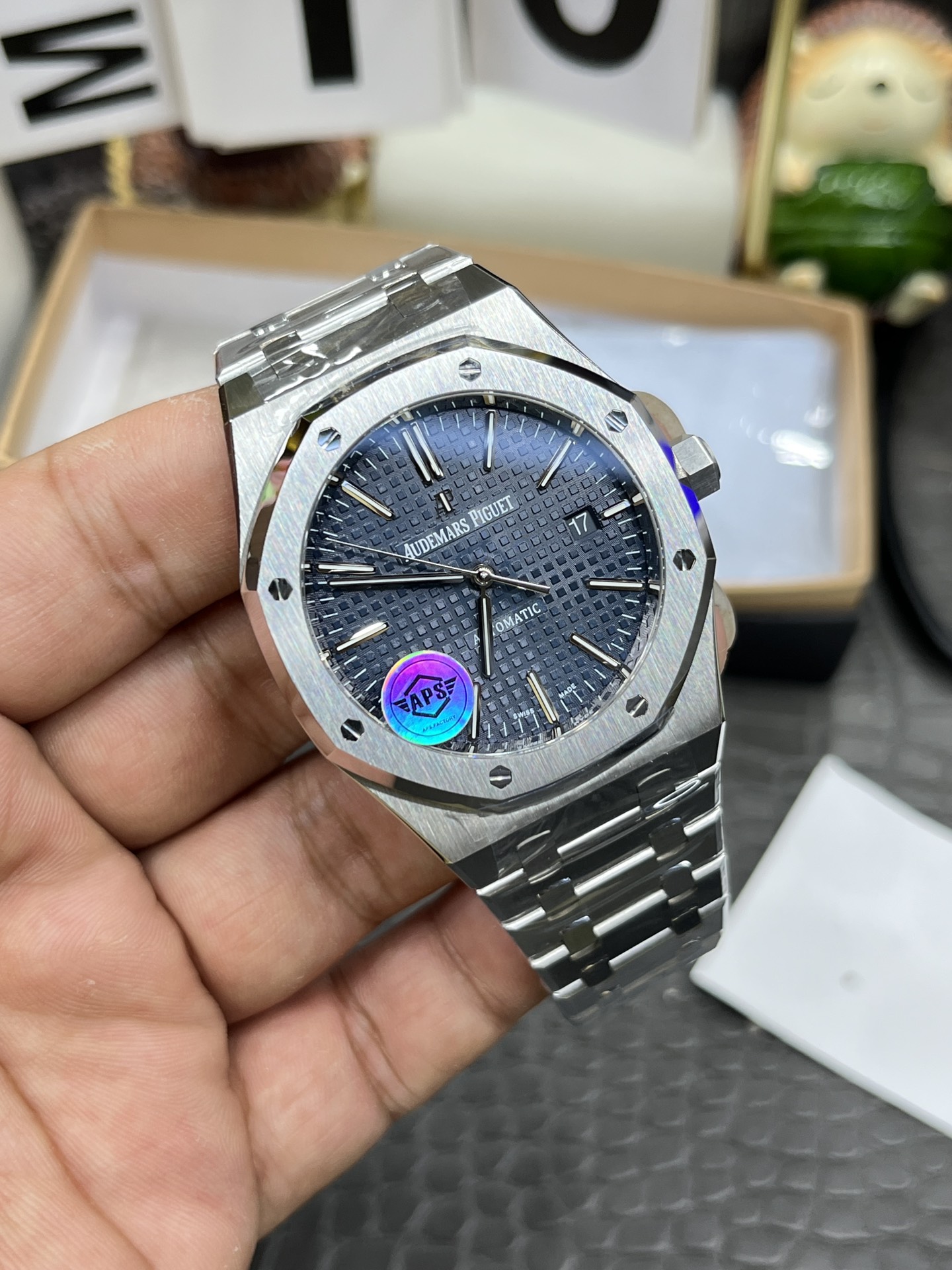 Royal Oak 41mm 15400 APS Factory Blue Dial 3120 Movement2